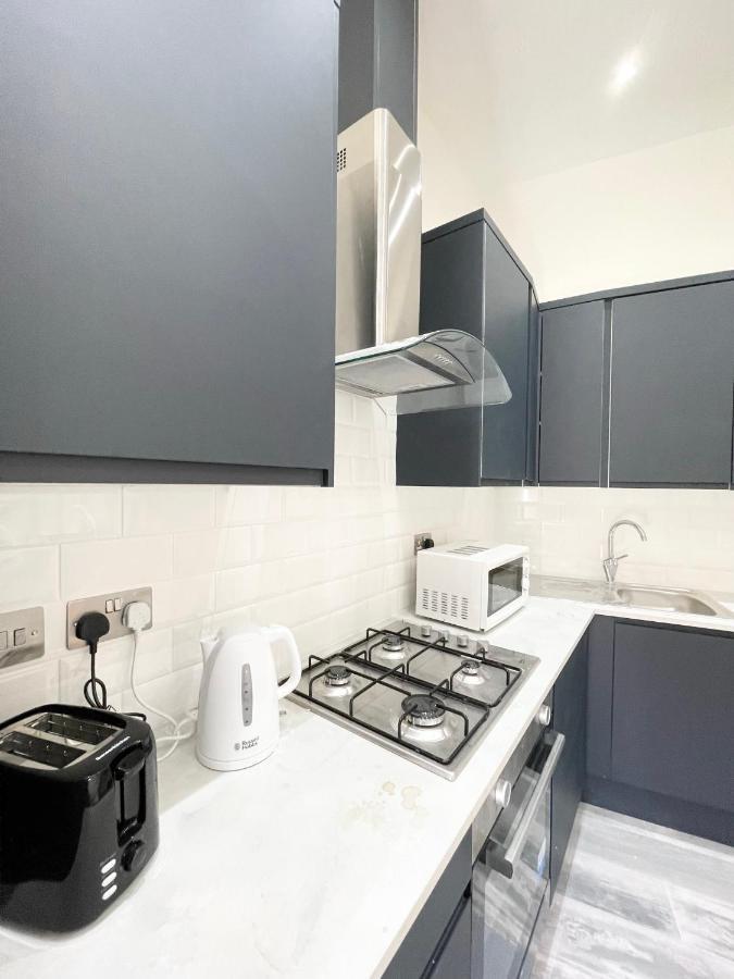 Lovely 4 Bed Apartment Perfect For Families! London Eksteriør bilde
