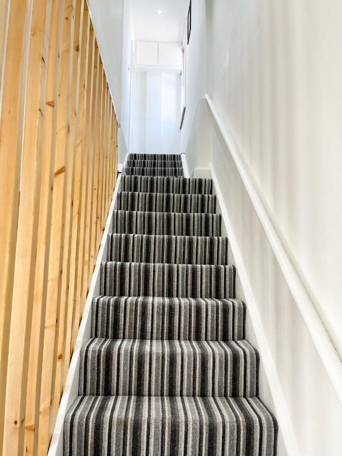 Lovely 4 Bed Apartment Perfect For Families! London Eksteriør bilde